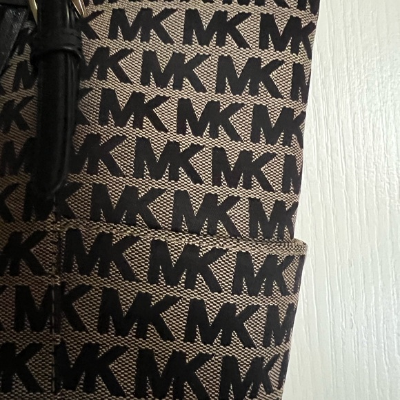 Michael Kors Signature Monogram Black and Tan Tote - Picture 9 of 13